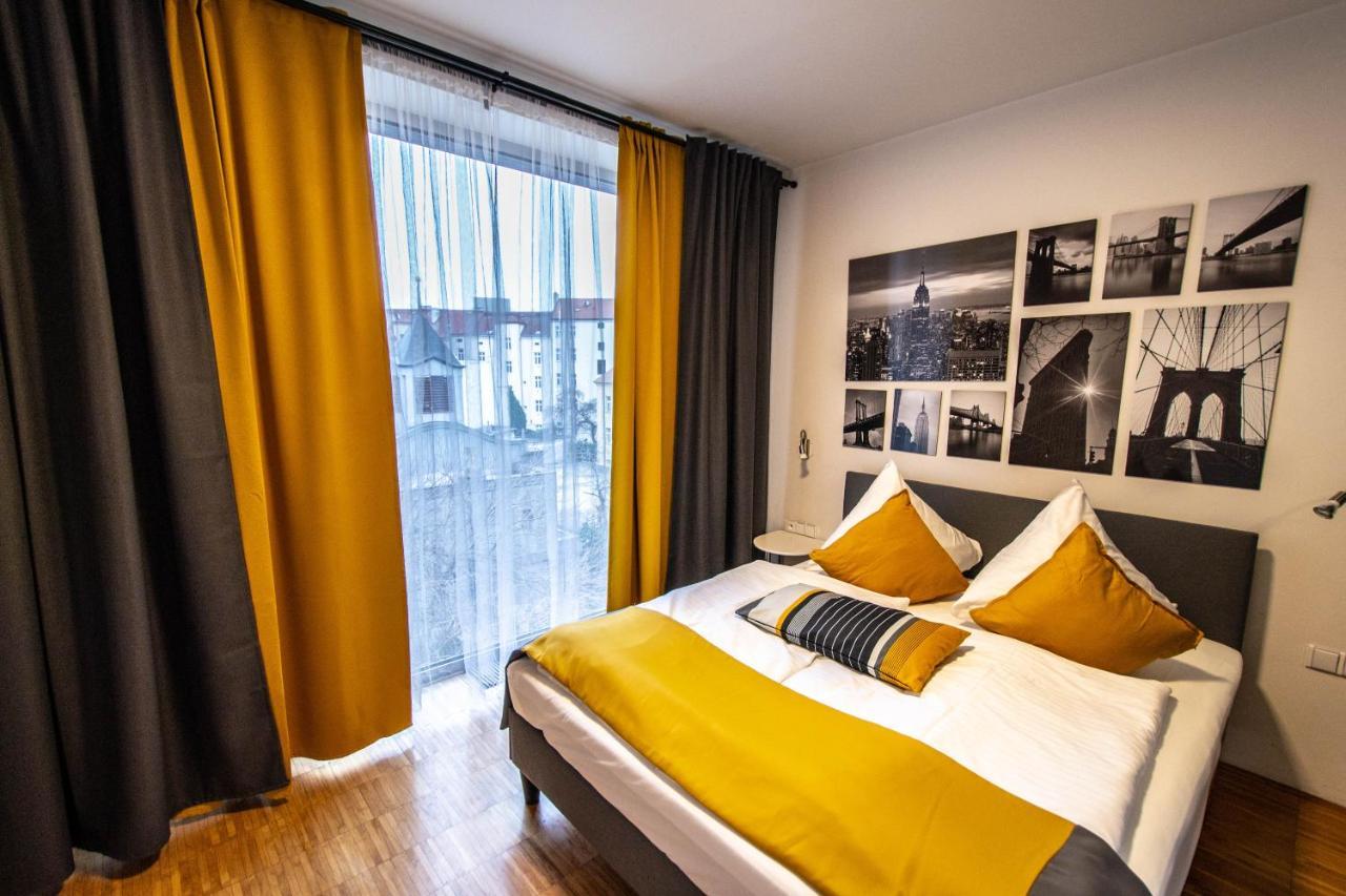 Modern Apartment With Balcony And Garage Prague Luaran gambar